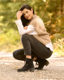 Online Capital Lace Metatarsal Women Boots