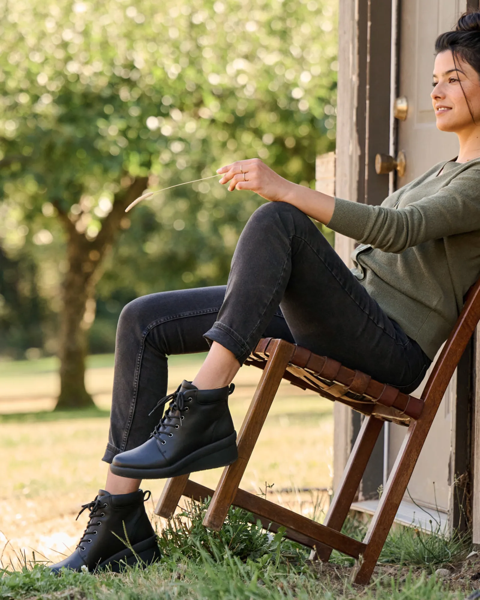 Fashion Passage Lace Up Women Boots