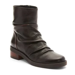 New Traverse Scrunch Women Boots