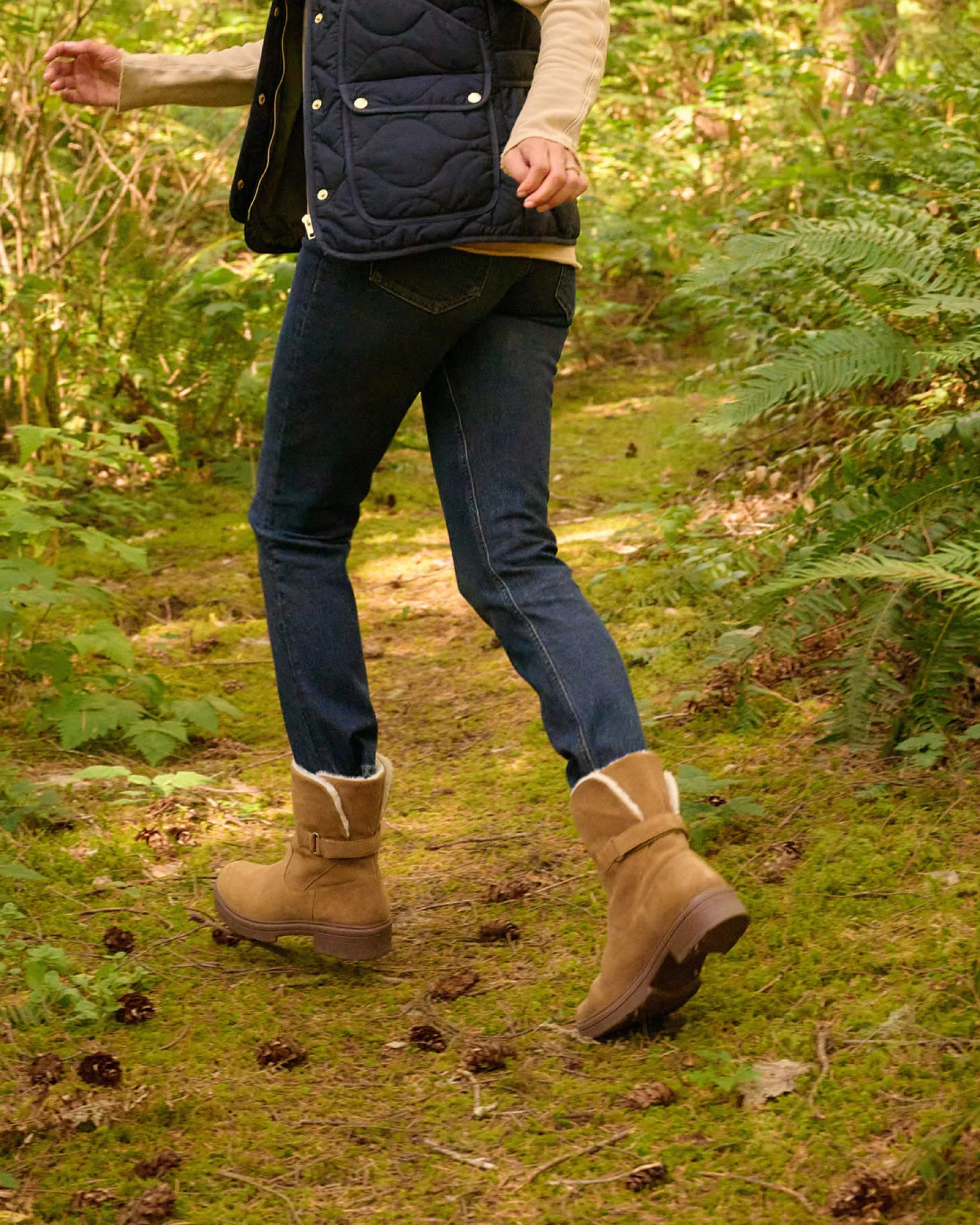 Best Vista Mid Boot Women Boots