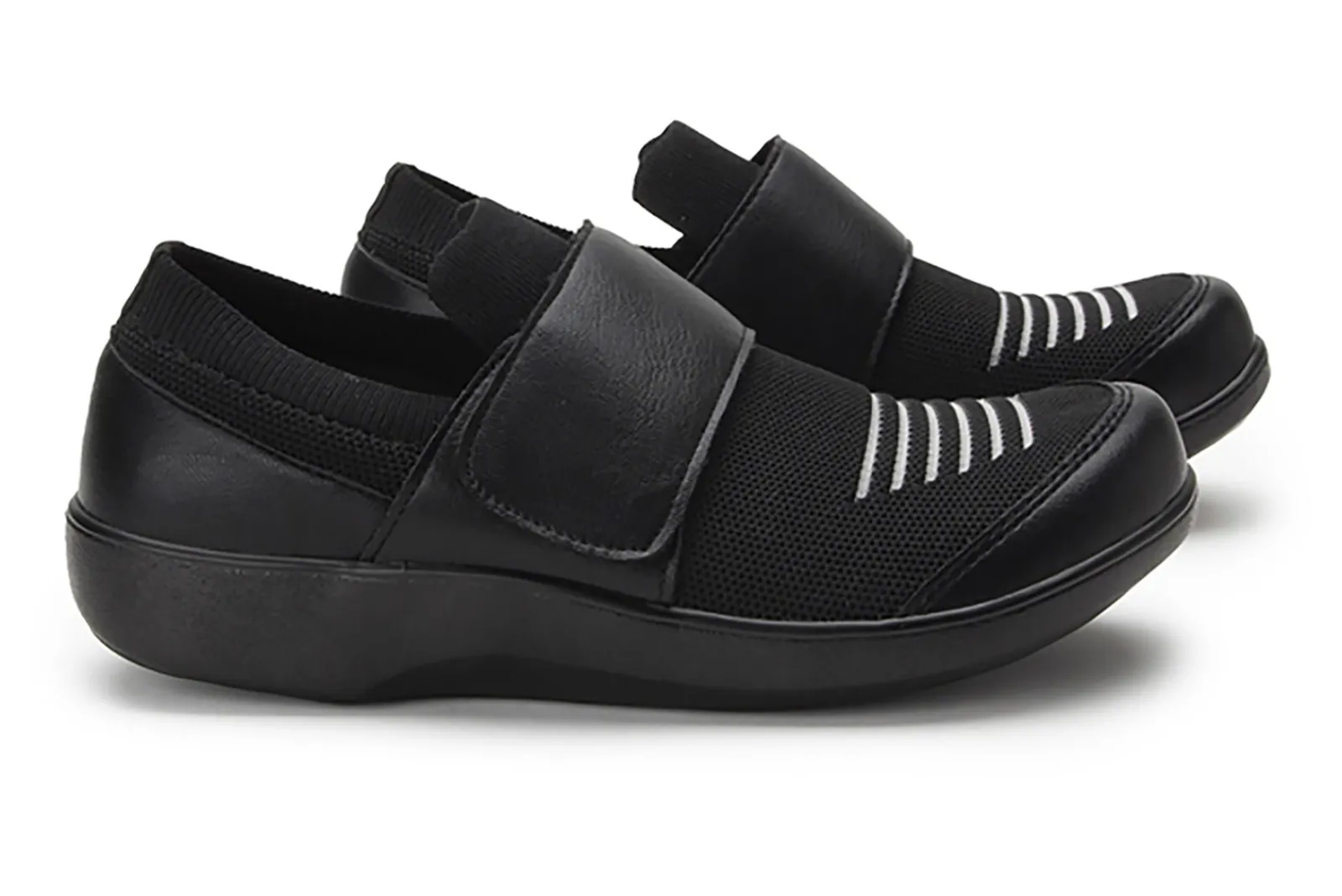 Discount Traq Qwik Women Walking Shoes|Slip Ons