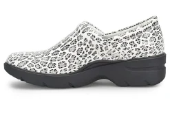 Sale Indya Women Clogs