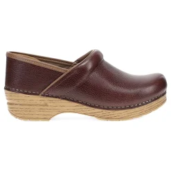 Online Professional Slip-Ons