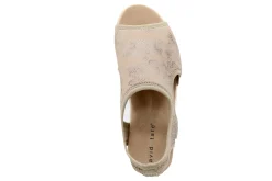 New Freestep Women Sandals