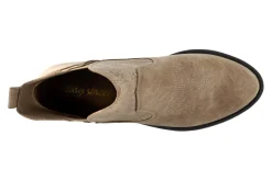New Legend Women Boots