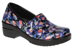 Fashion Lyndee Women Clogs