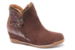 Online Dana Women Casual Shoes