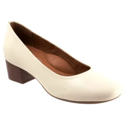 Discount Lynn Women Slip Ons|Slip Ons
