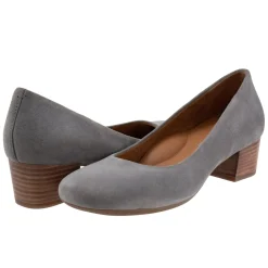 Discount Lynn Women Slip Ons|Slip Ons