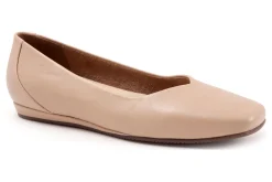 Online Vellore Women Slip Ons|Slip Ons