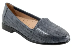 New Liz III Women Casual Shoes