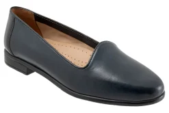 Clearance Liz Lux Women Casual Shoes