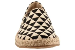 Fashion Poppy Women Casual Shoes